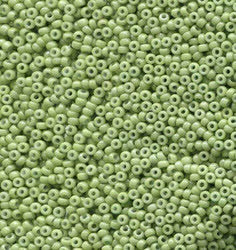 DURACOAT Opaque Dyed Spring Green 11/0 - Miyuki Round