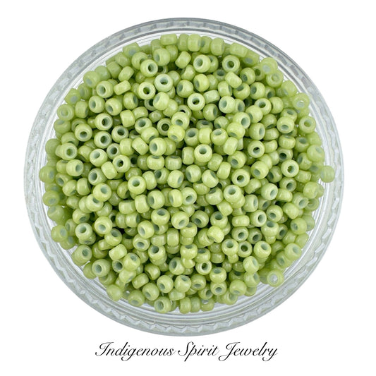 DURACOAT Opaque Dyed Spring Green 11/0 - Miyuki Round