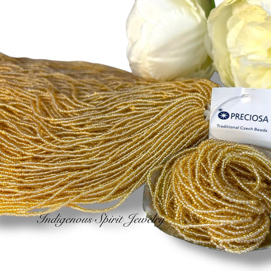 LT Topaz Transparent Luster (35g hank)