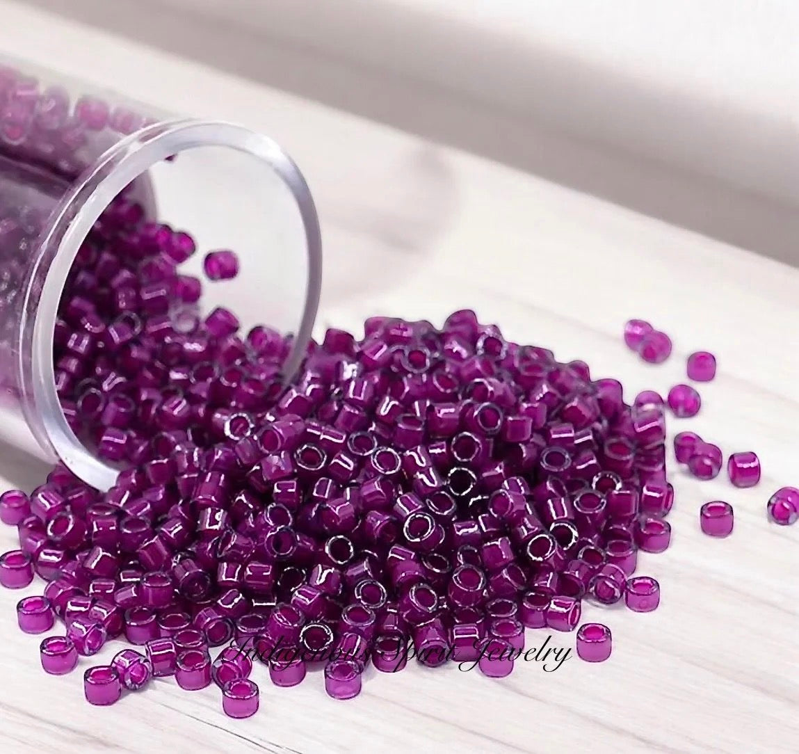 Medium Plum Inside Dyed (DB281)