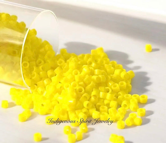 Opaque Yellow (DB721)