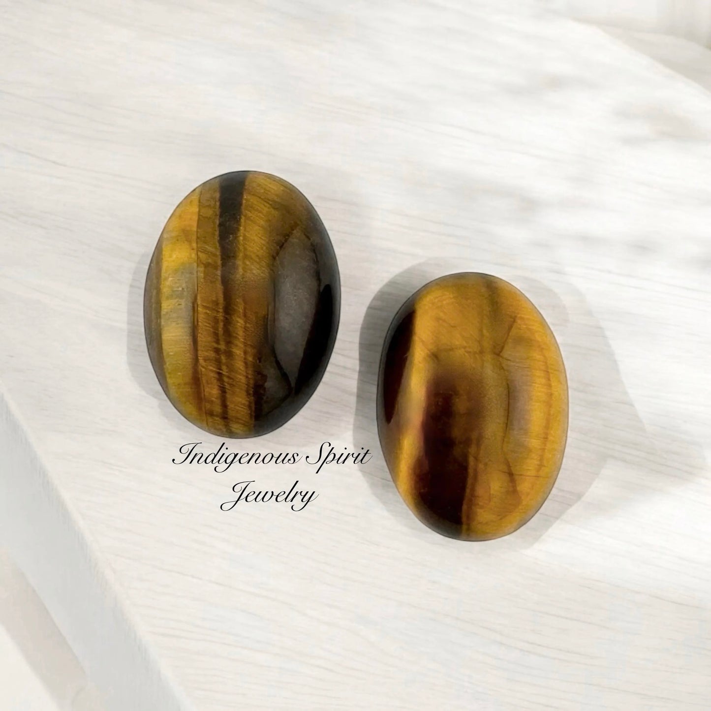 Tiger Eye Oval Gemstone Cabochons