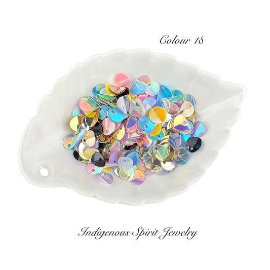 Short Navette Sequins - Colour 18