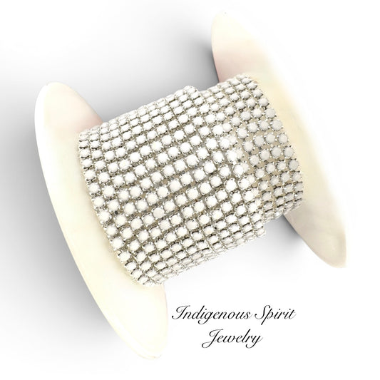 White Alabaster/Silver SS6 Glass Banding